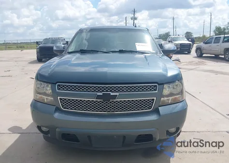2008 Chevrolet Suburban 1500 Ltz из США, поврежденный, VIN 1GNFC16058R108420